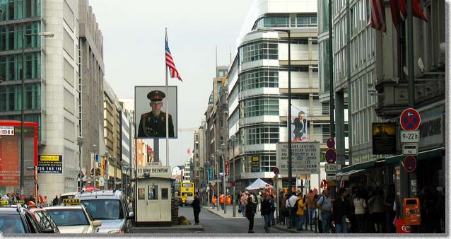 チェックポイント・チャーリー